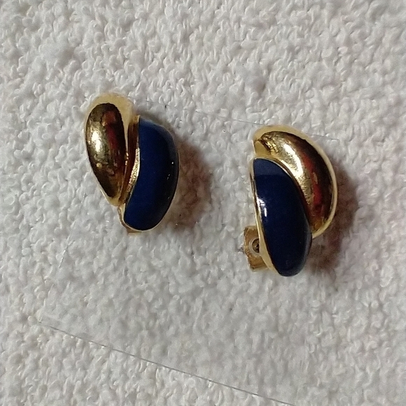 Goldtone blue post earrings - Picture 1 of 3
